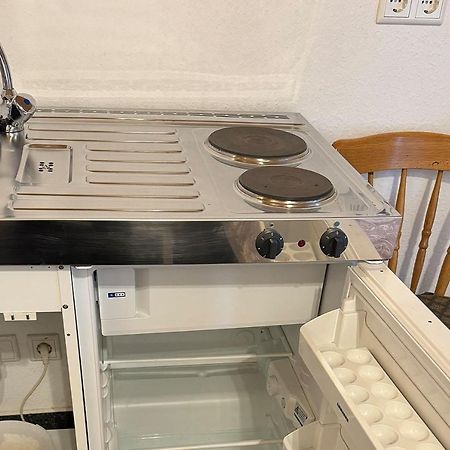 One Room Apartment In ベルギッシュ・グラートバッハ エクステリア 写真