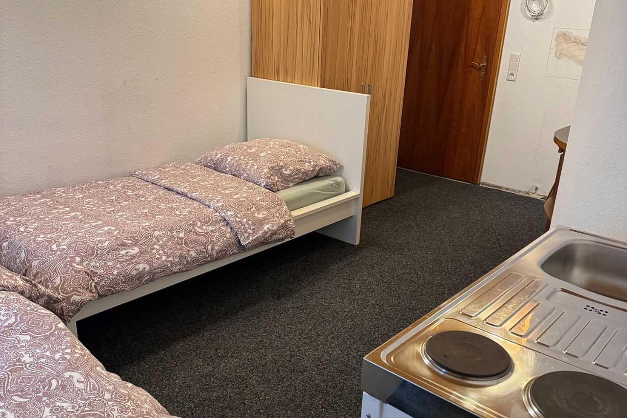 One Room Apartment In ベルギッシュ・グラートバッハ エクステリア 写真