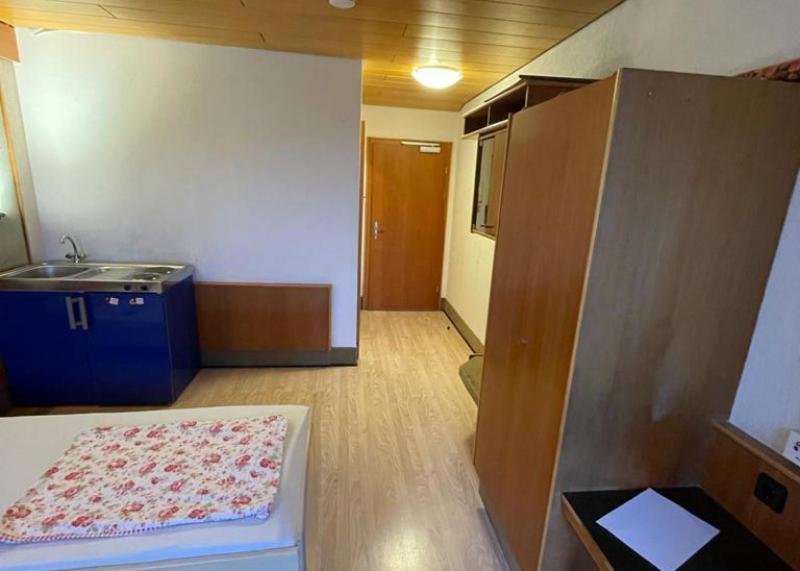 One Room Apartment In ベルギッシュ・グラートバッハ エクステリア 写真
